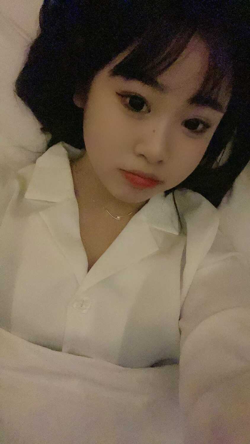 天河18岁小嫩妹